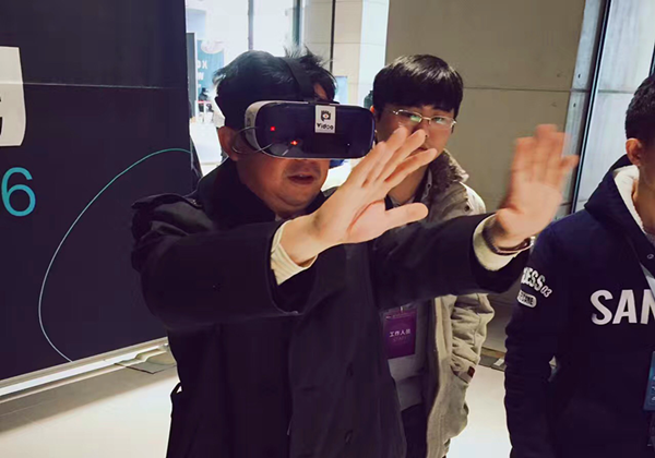 �ڴ��I����}